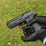 gun (pexels)